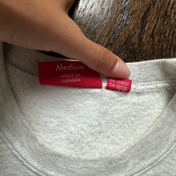 REAL Supreme Crewneck - Picture 3 of 5